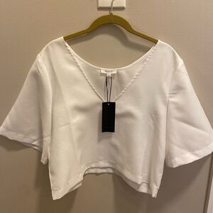 NWT Vetta cropped blouse